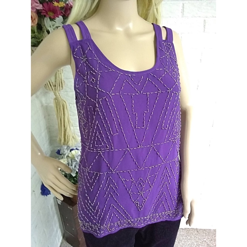 Jun & Ivy Beaded Geometric Design Blouse (Medium)